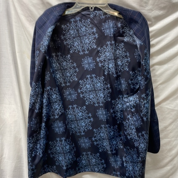 Diamond threads 3piece suit  coat 46r vest 24” chest pants men sz 40r - Picture 9 of 16